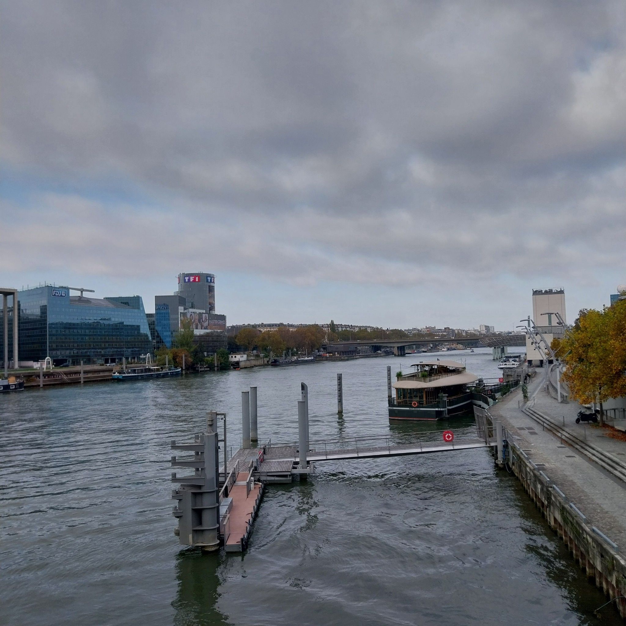 Pont D'Issy-Les-Moulineaux