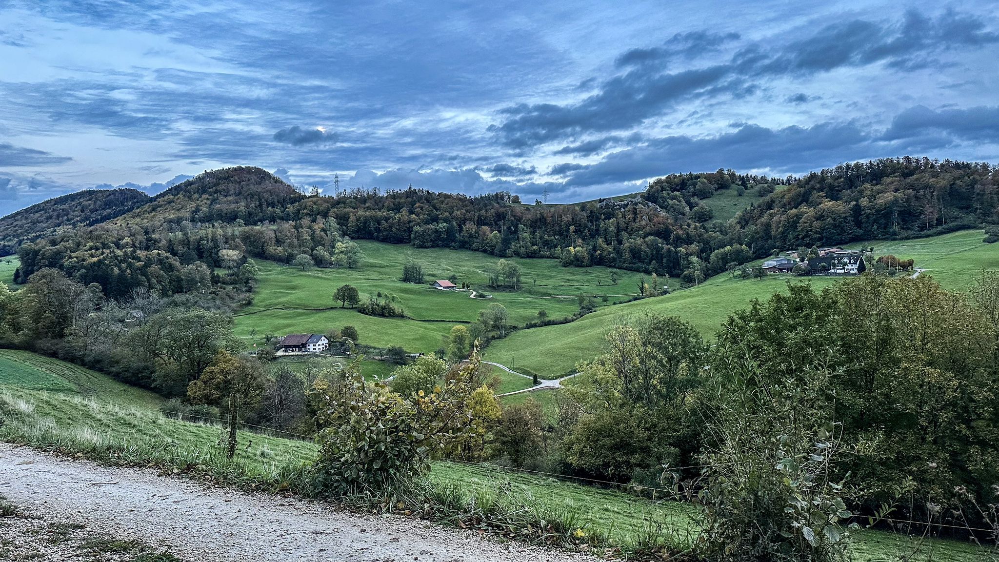 ...Blick Richtung Ruine Alt Bechburg😉...