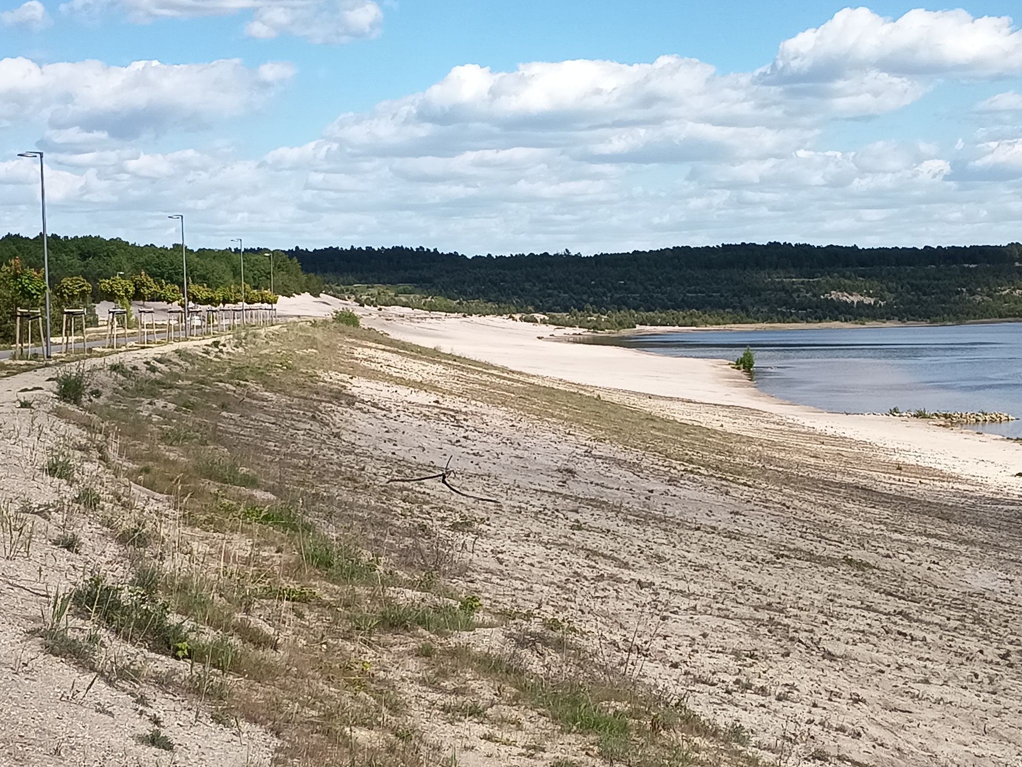 zum Strand
