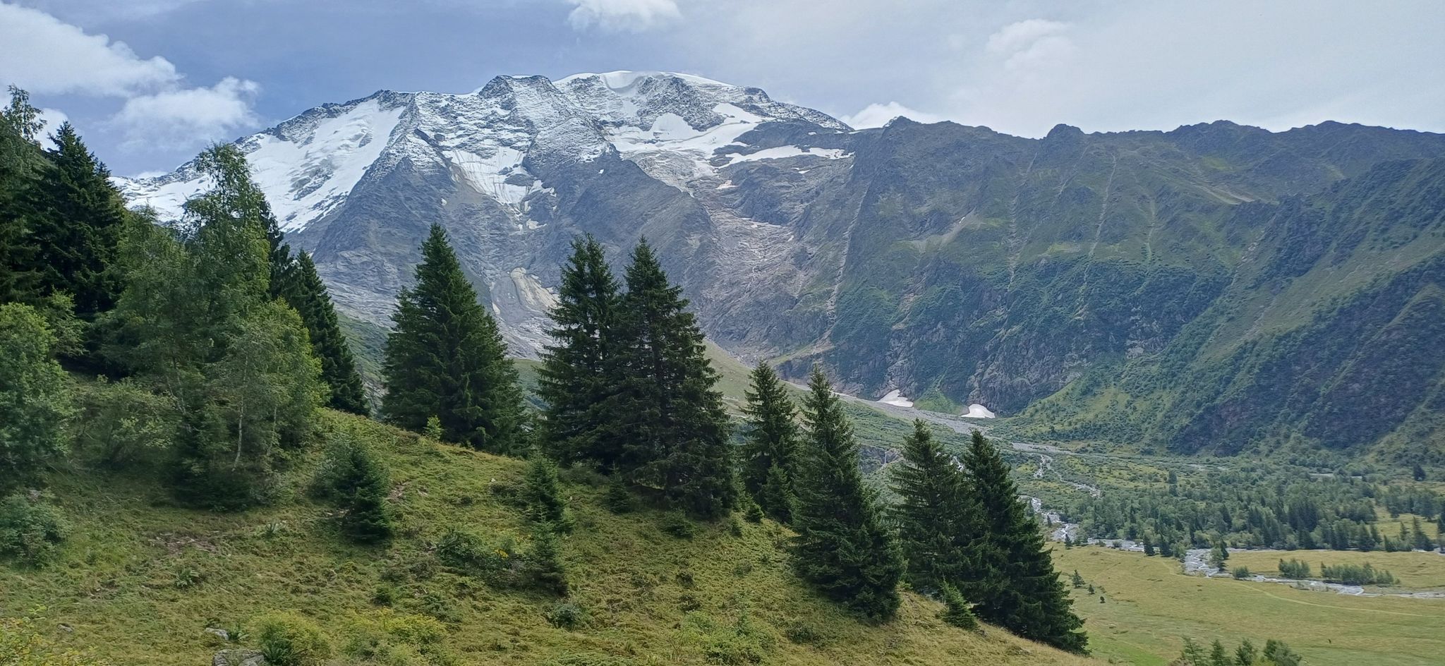Abstieg vom col de tricot