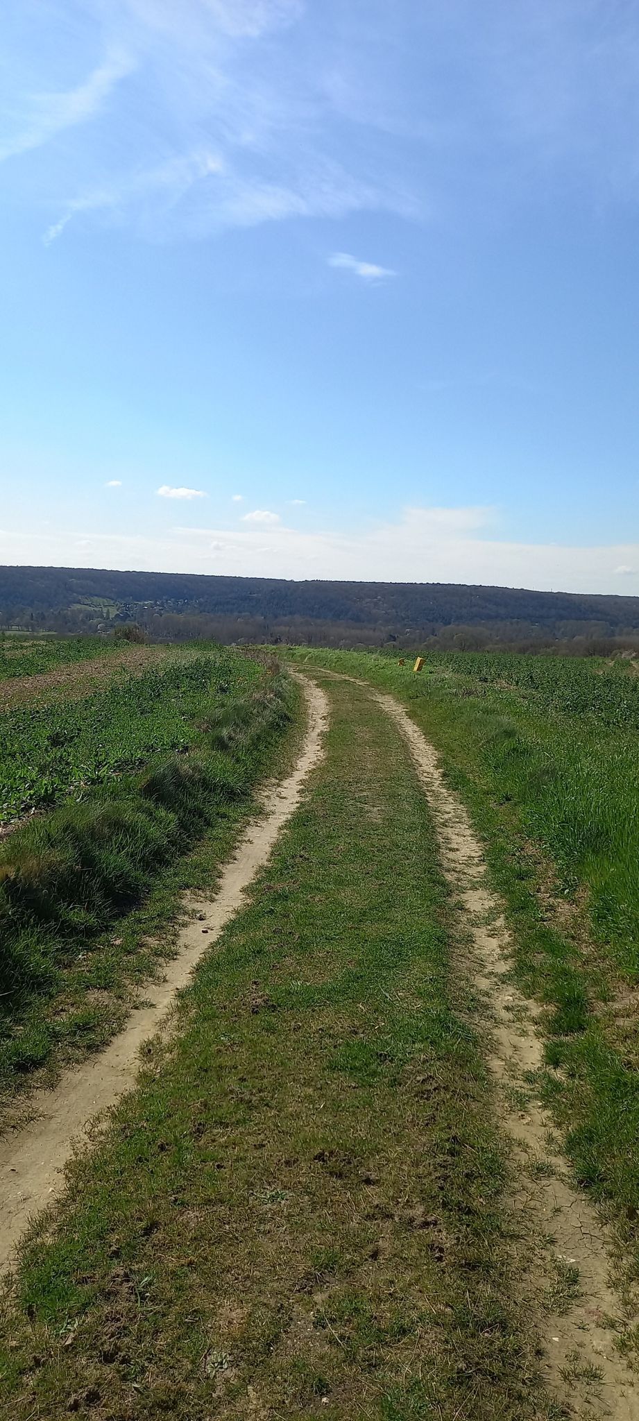 Traversée dans la plaine de Chambray