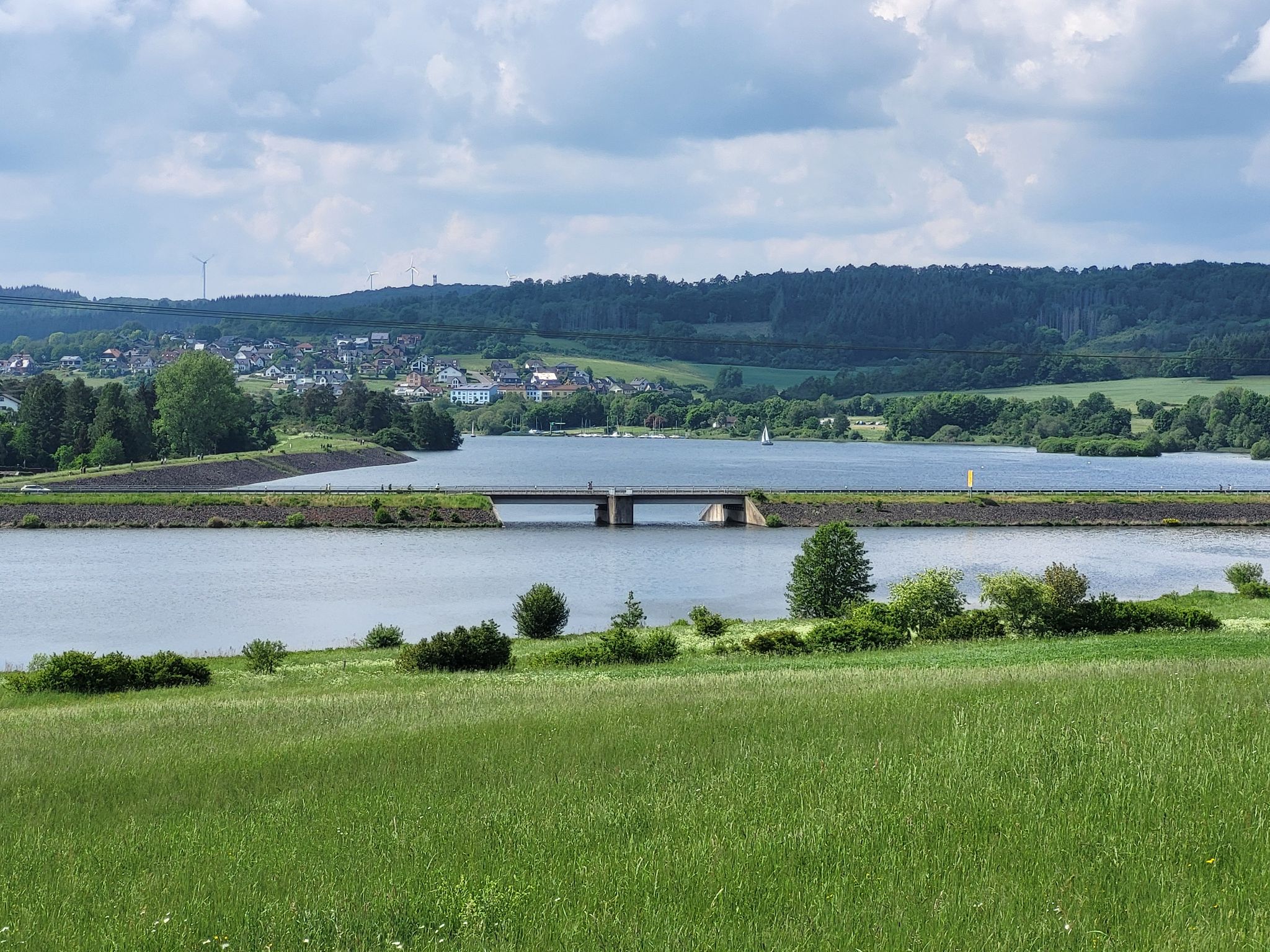 Blick über den Aartalsee von Mudersbach