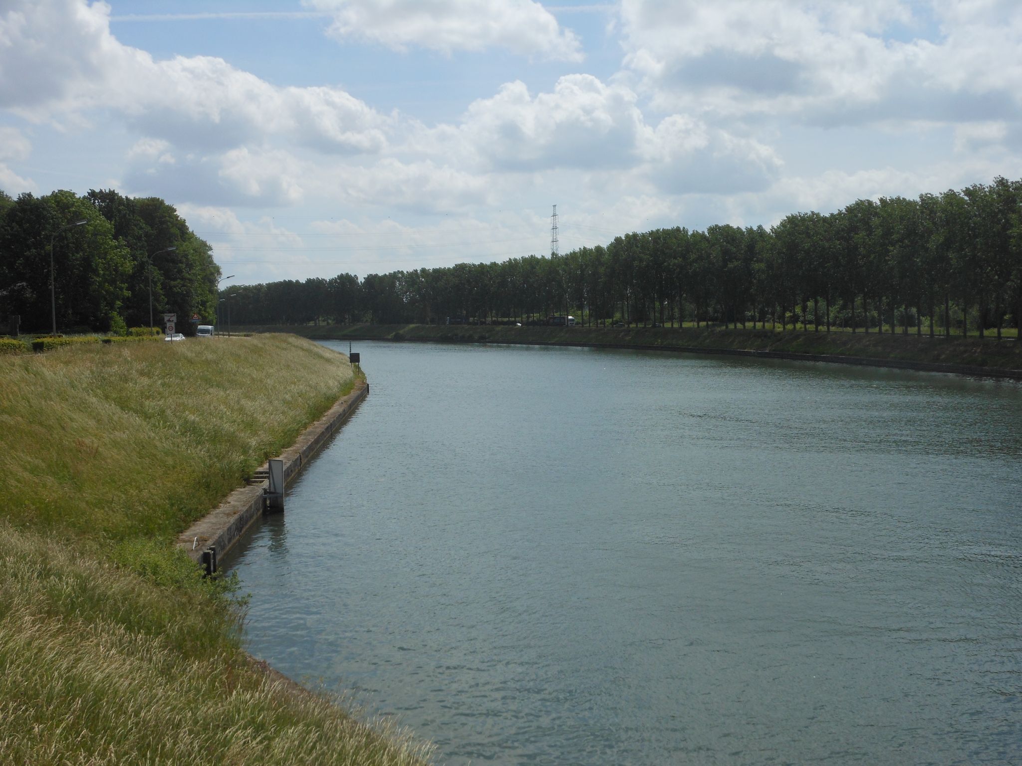 Vanop de brug in Tisselt