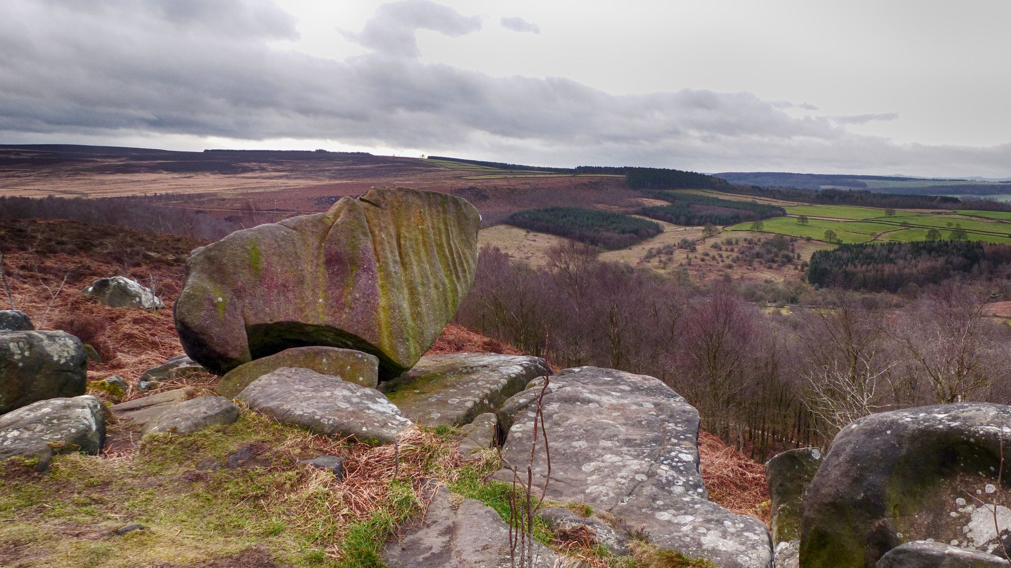 Boulder~Birchen Edge