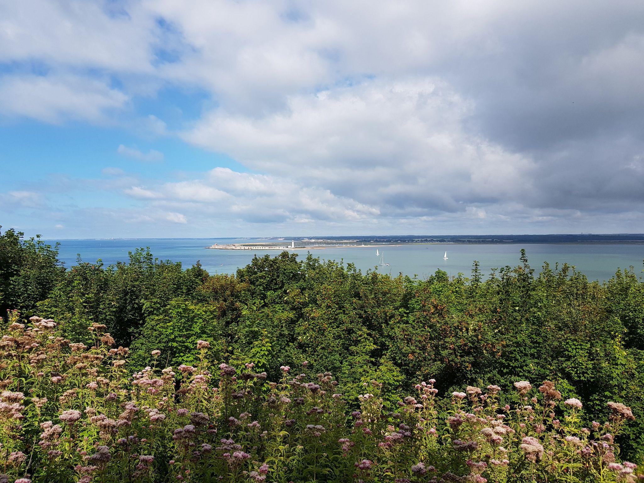 Hurst Castle in view