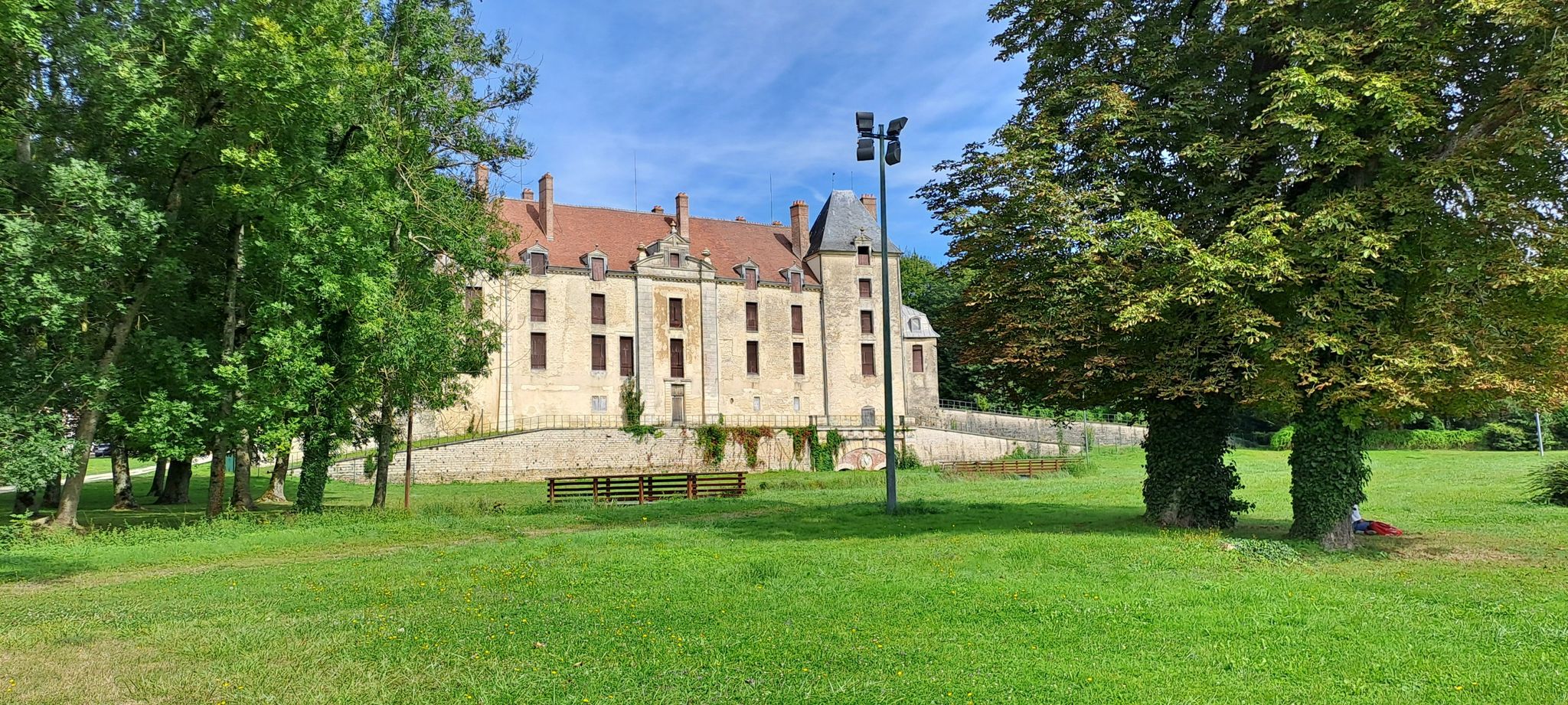 Vervallen Chateau