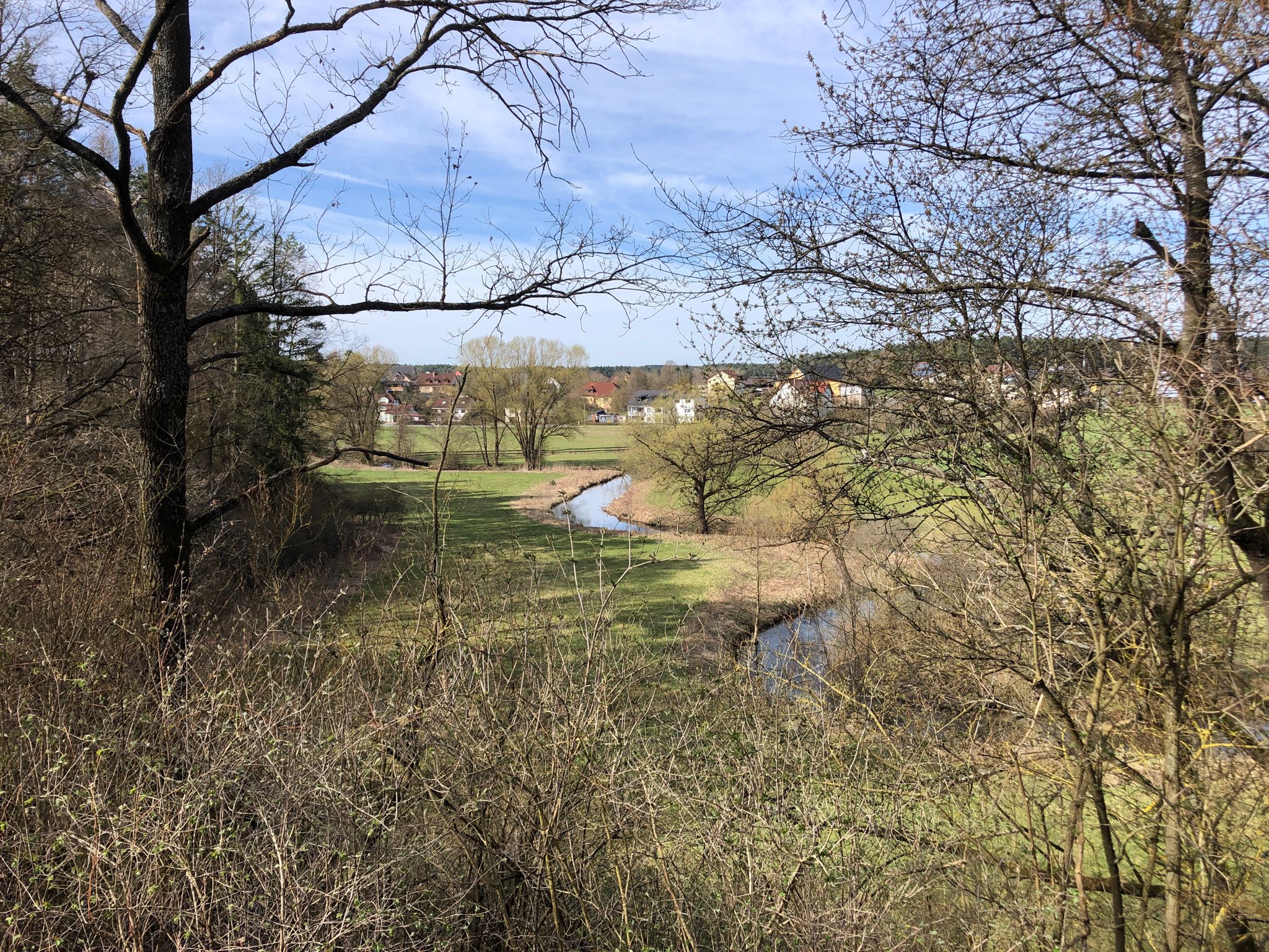Blick über die Wiesent nach Treppendort