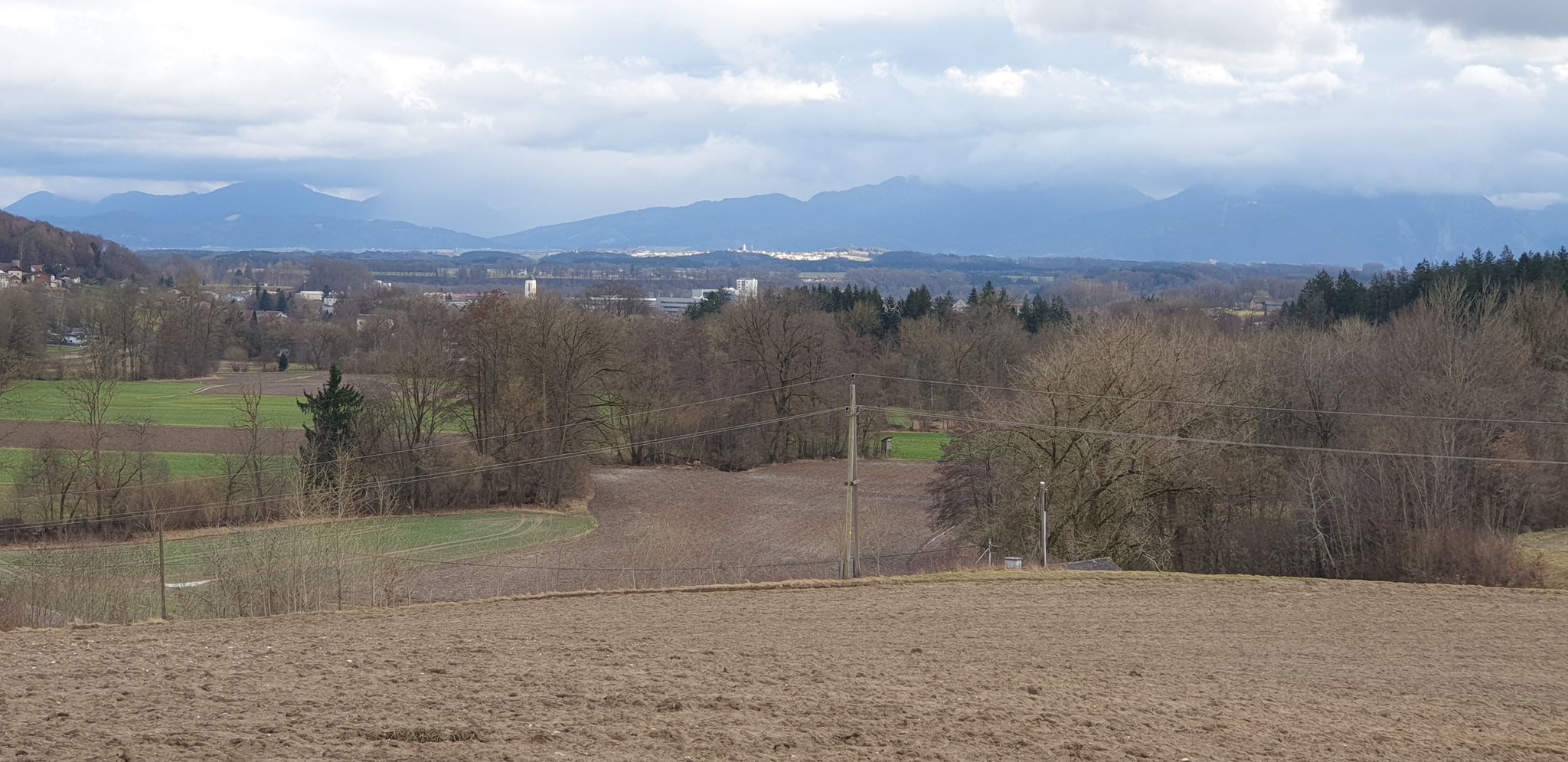 Blick vom Redlberger nach Attnang Ohlsdorf im Hintergrund