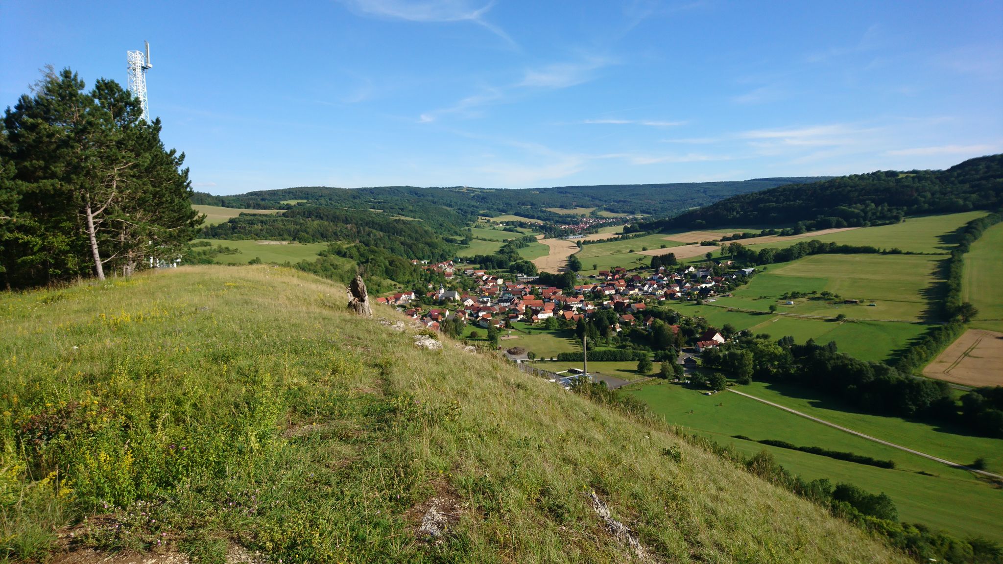 Unterweid, im Hintergrund: Oberweid