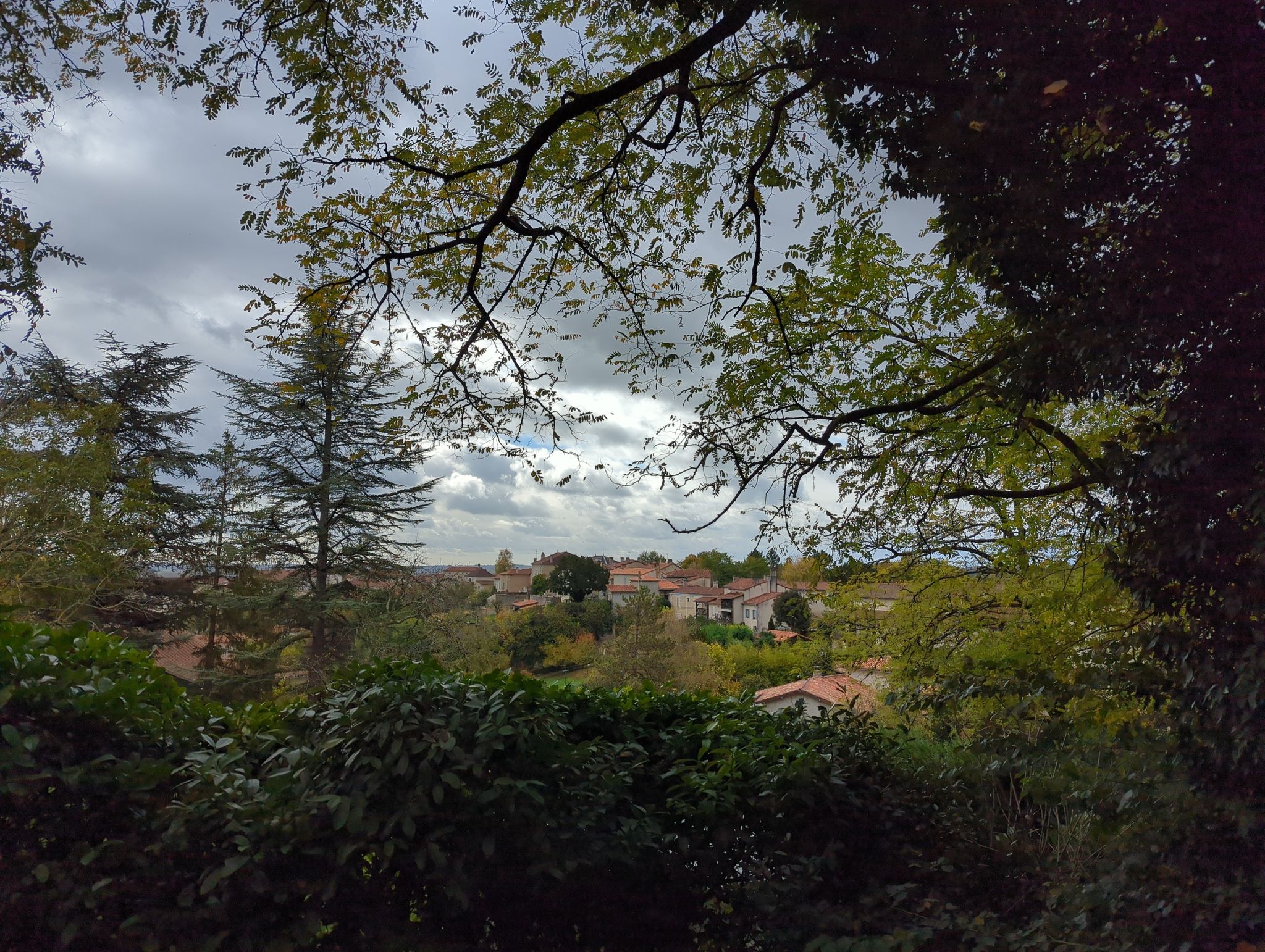 Blick auf Aubeterre