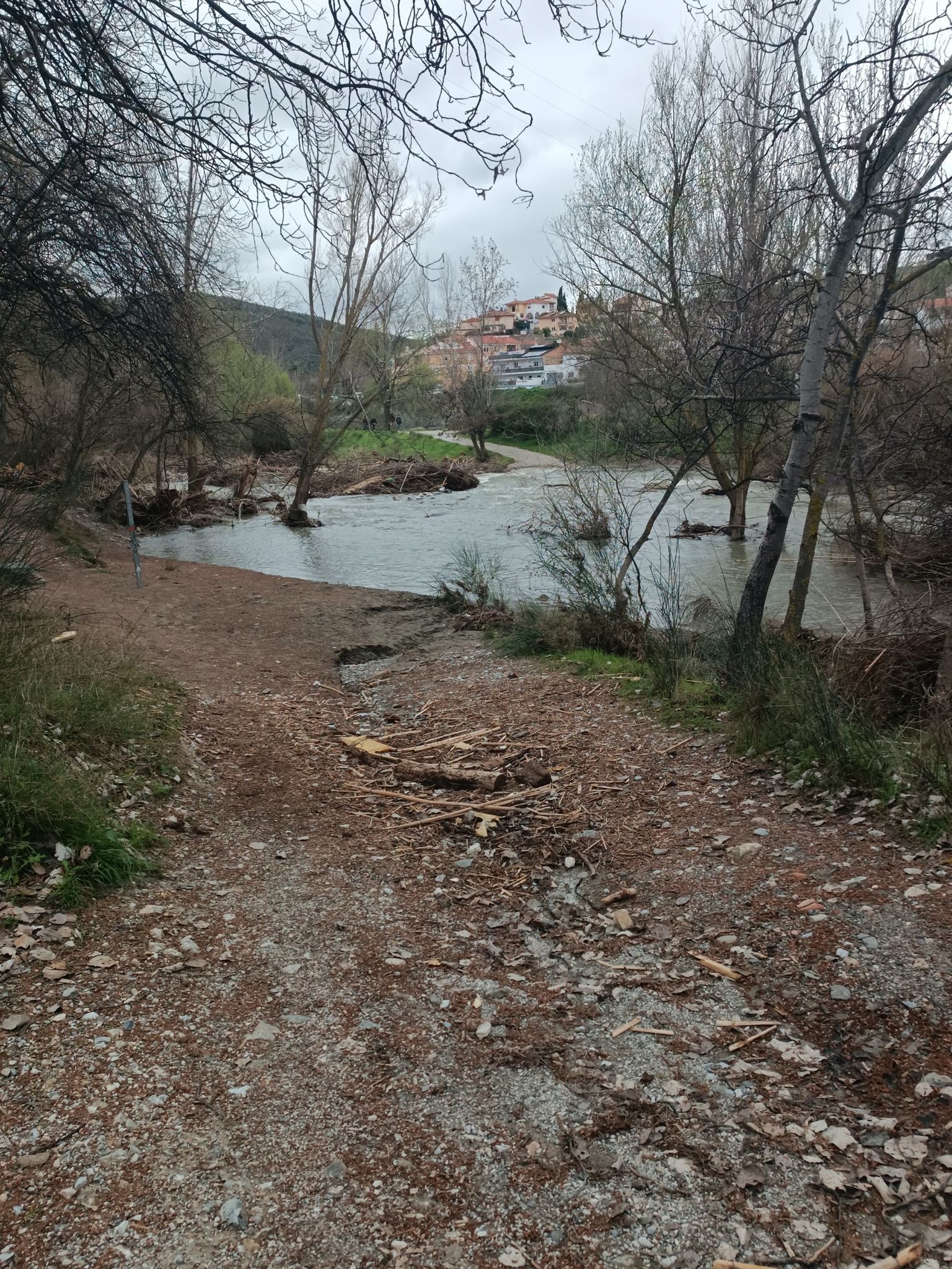 when river high crossing not posible