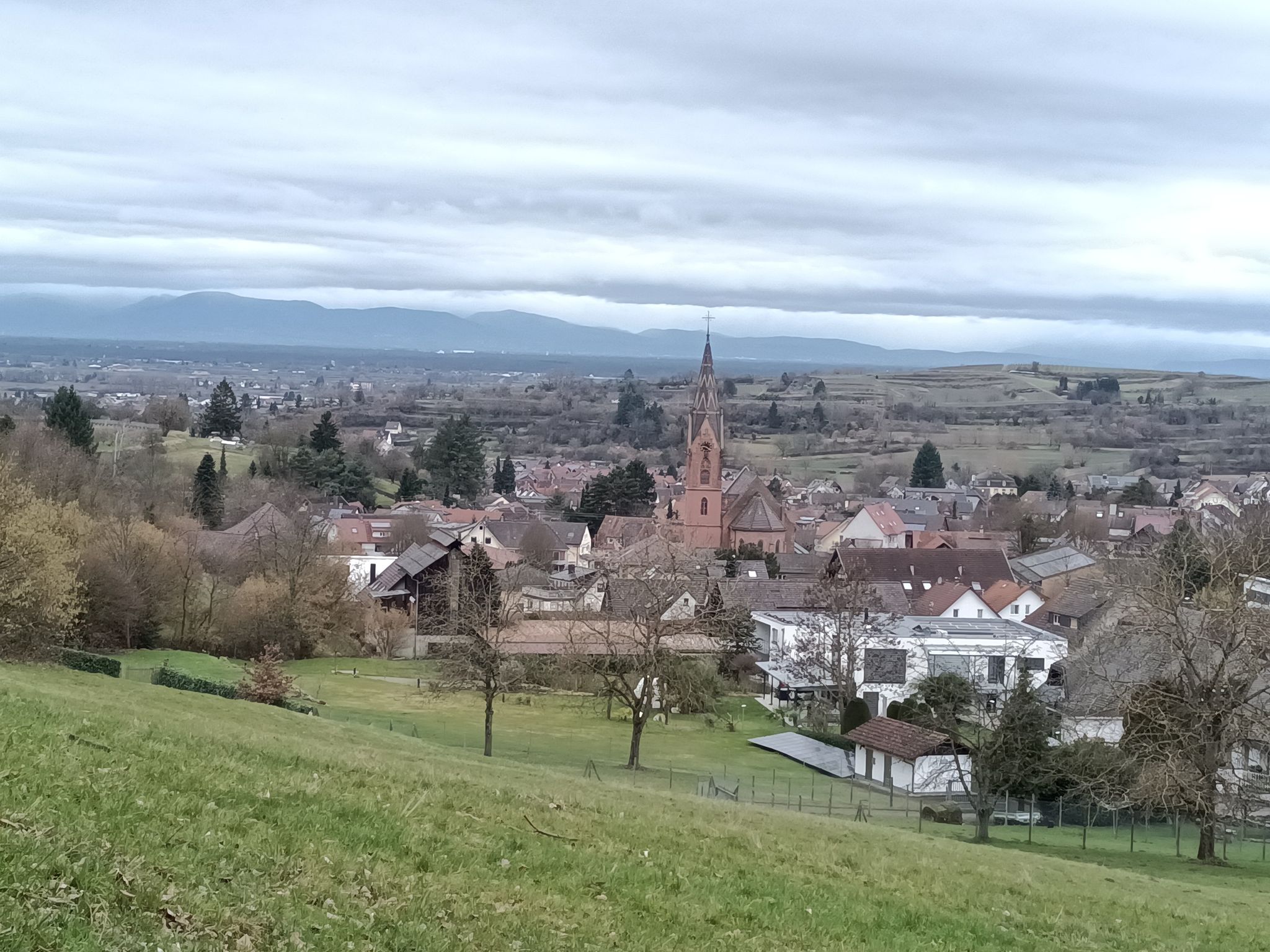 Oberweier mit Vogesenblick