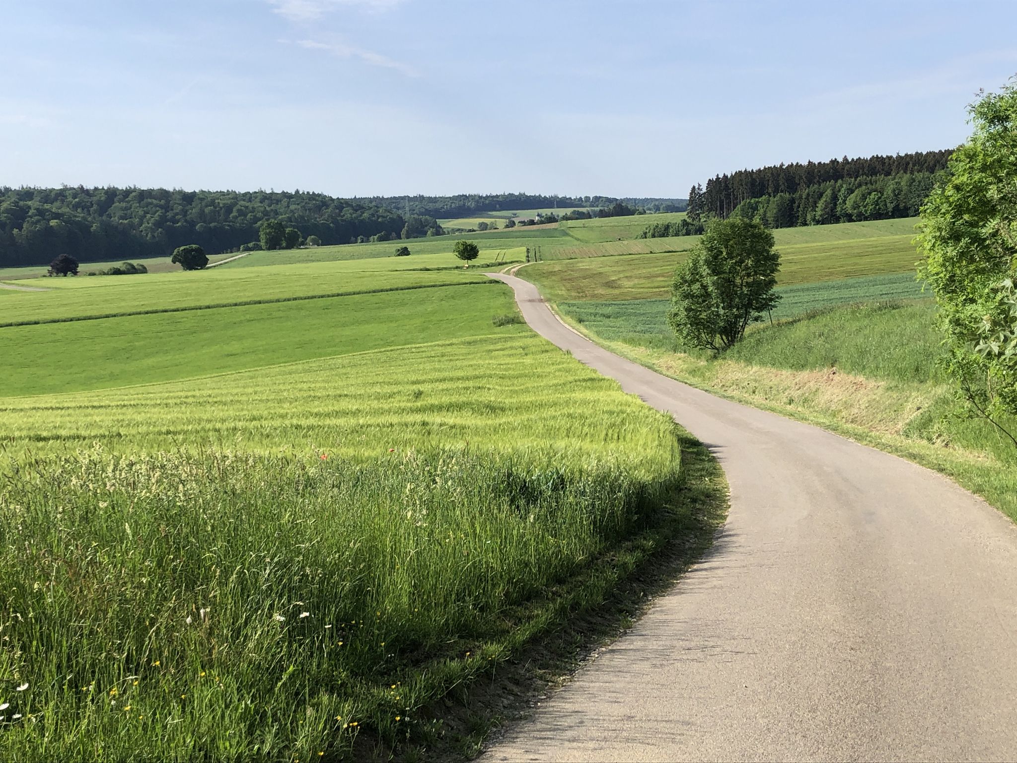 Schöne Abfahrt nach Rennertshofen
