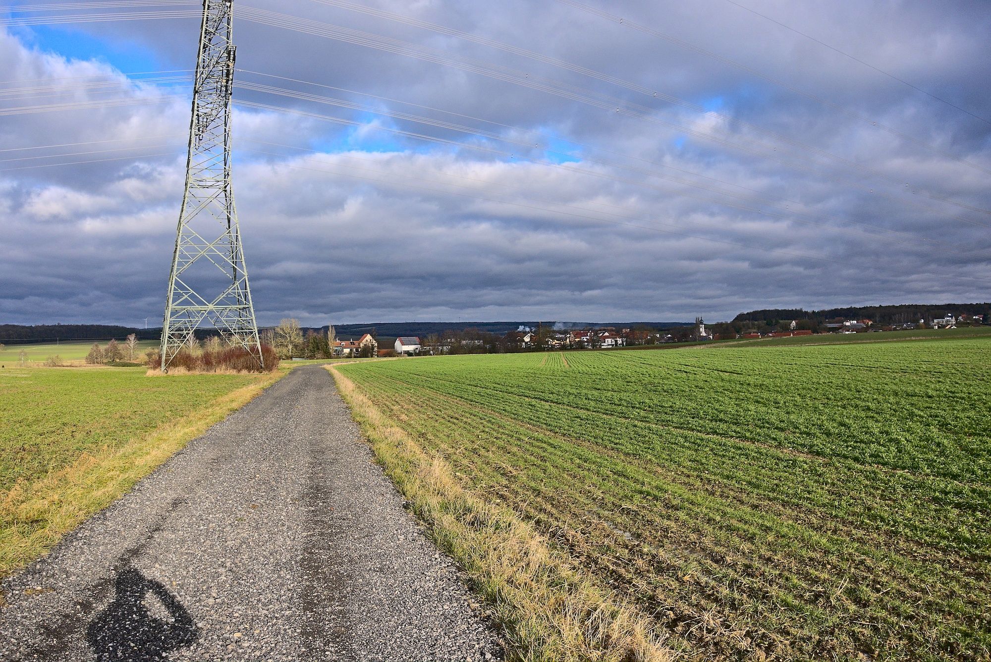 Von der Sonnenseite hinein ins trübe Grau