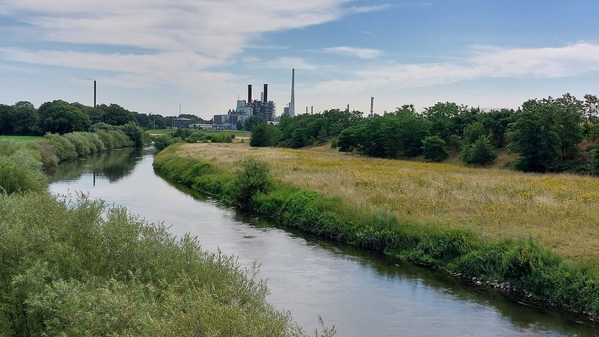 Lippe mit Chemiepark Marl