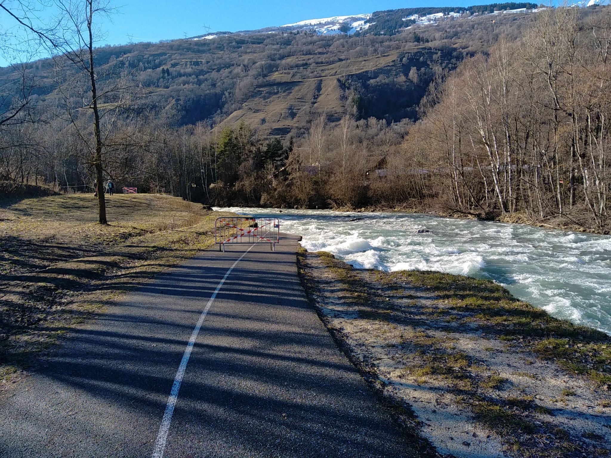 On avait voulu dévier son lit .......(Isère)