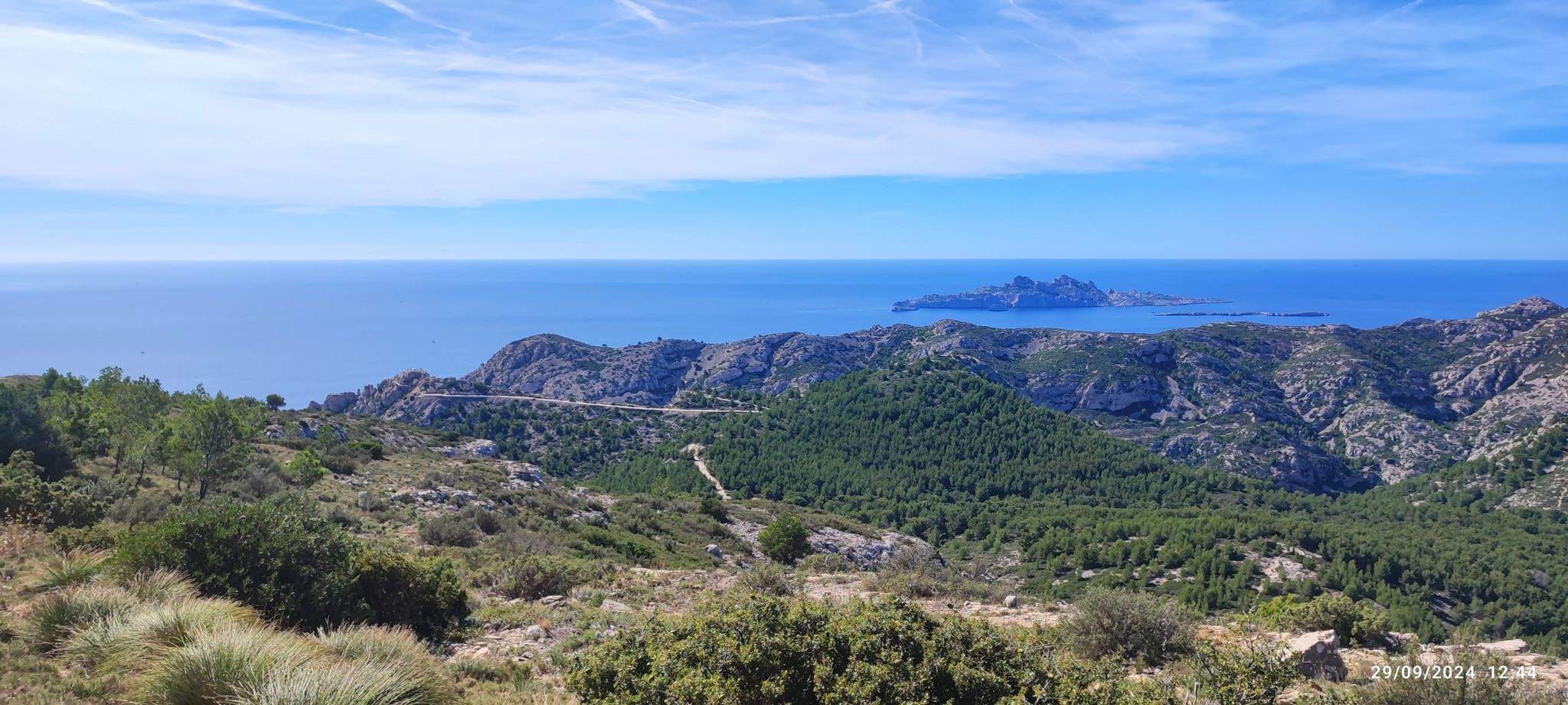 vue panoramique du. Belvédère et l'ile