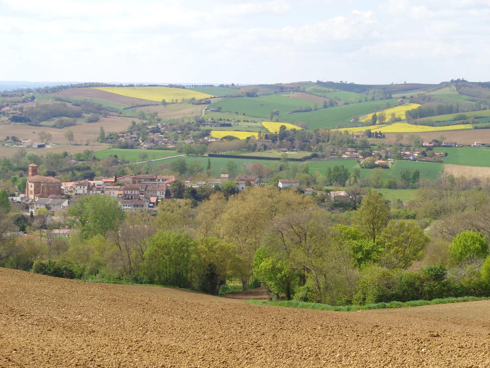 Hill top view at Beaumont-sur-Lèze.