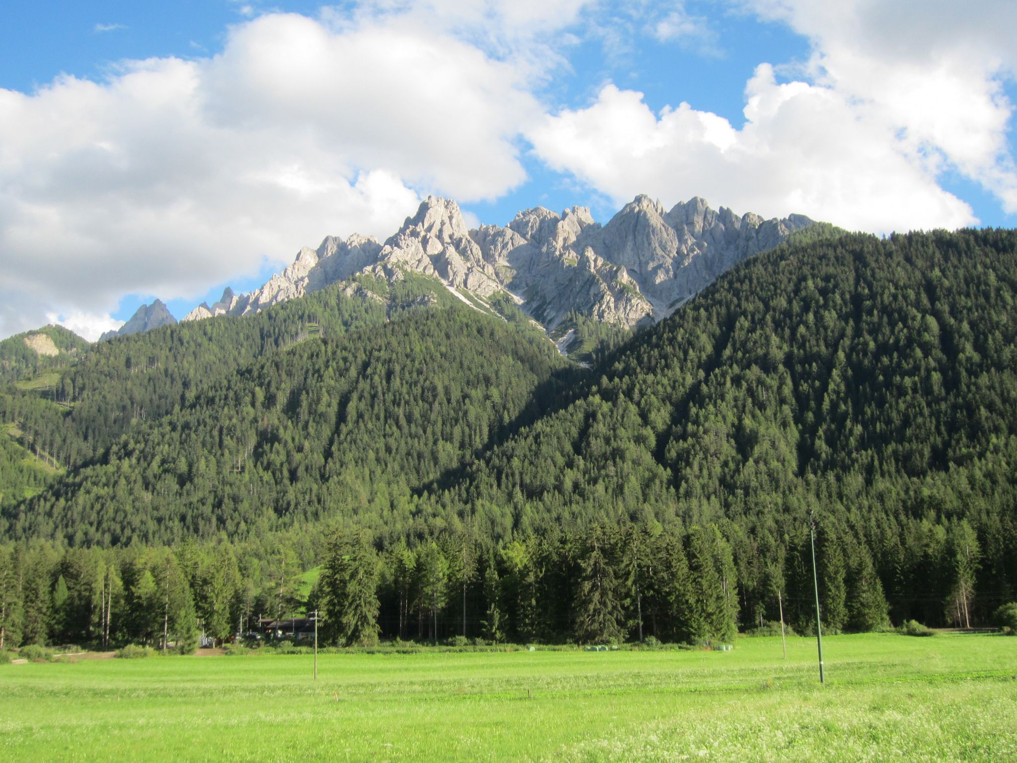 Blick von Toblach zu den Sextner Dolomiten