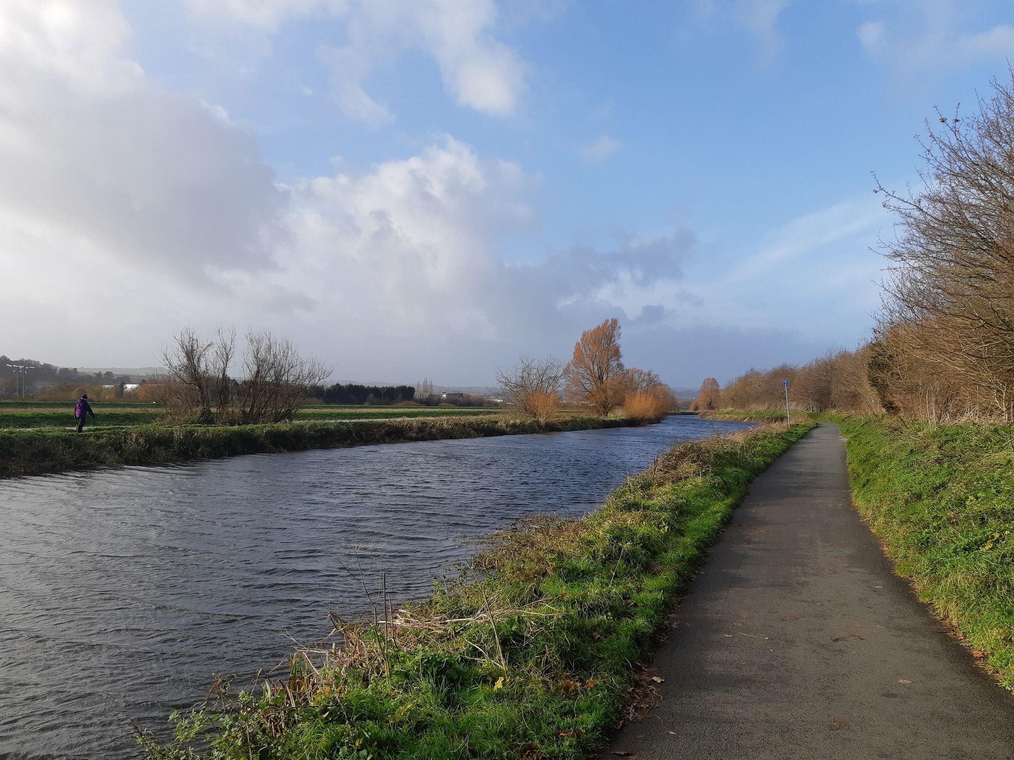 The canal at River Exe Country Park