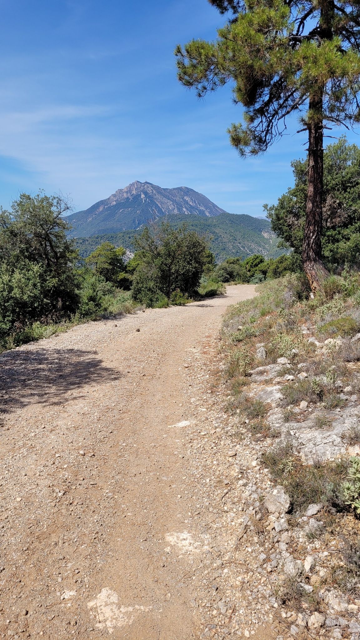 Vue sur le Mont Vial en face