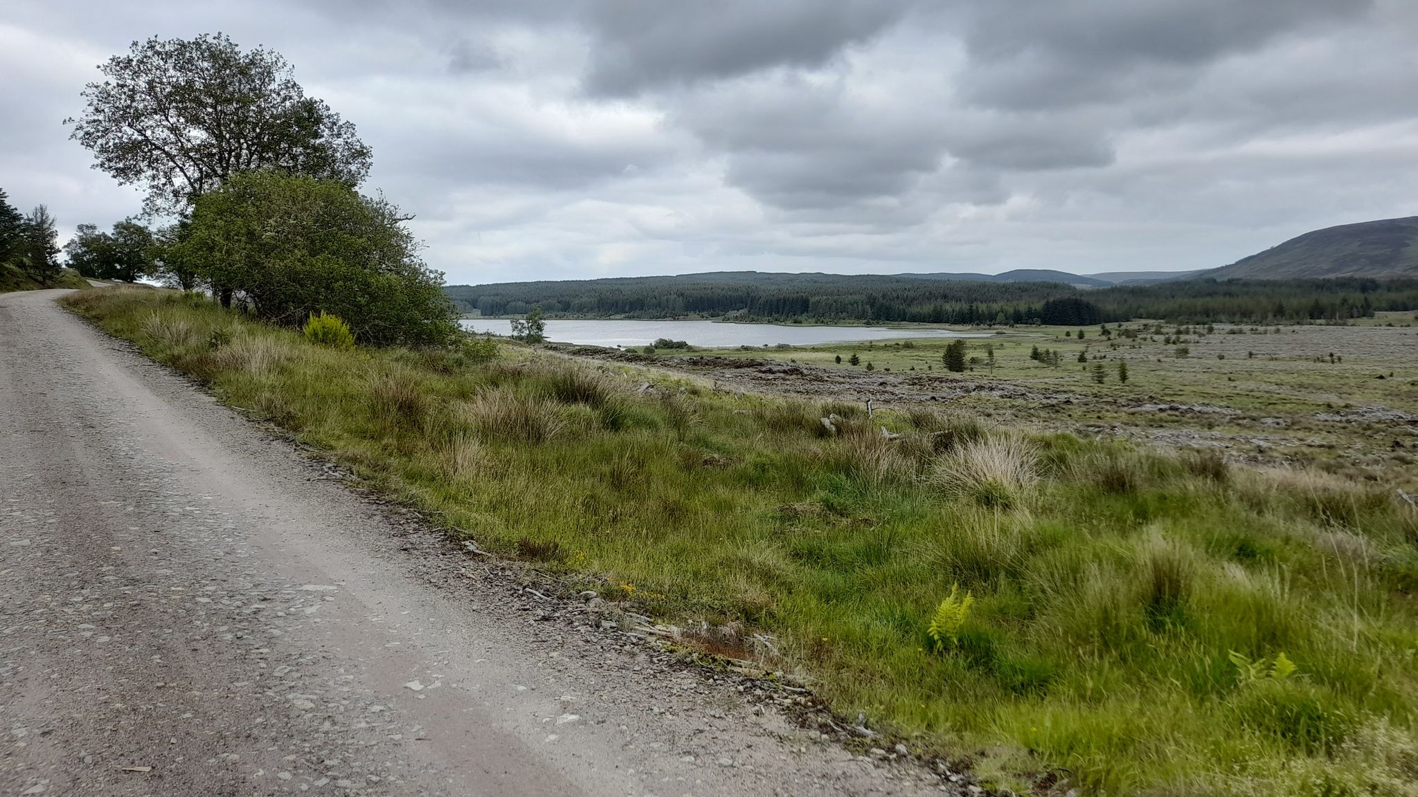 Perfect hravel track plus loch