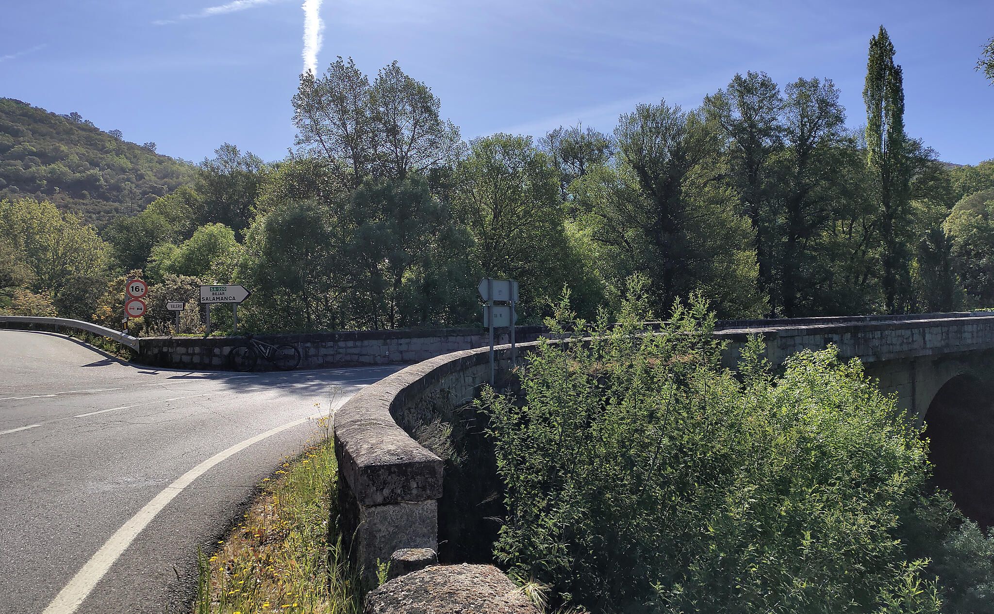 Puente sobre el Alagón
