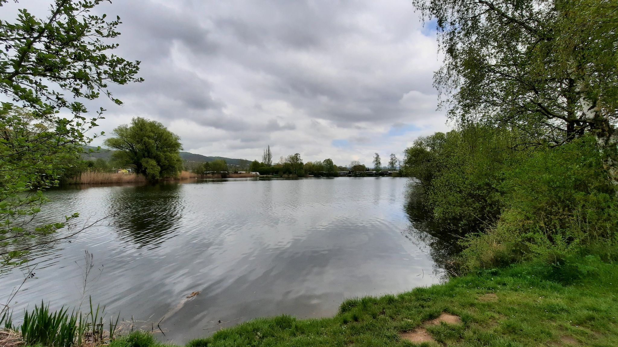Meinhardsee mit Werra-Meissner-Camping