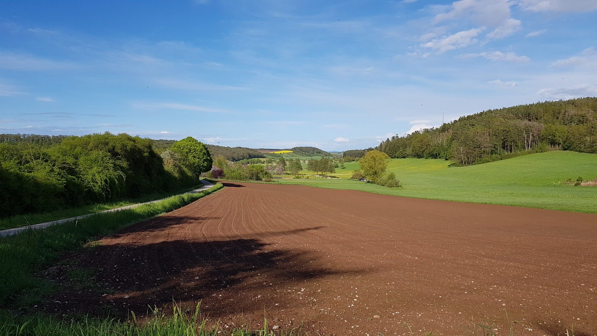 beeindruckende Fernsicht - Blick über das Aurachtal bis rüber nach Hersbruck