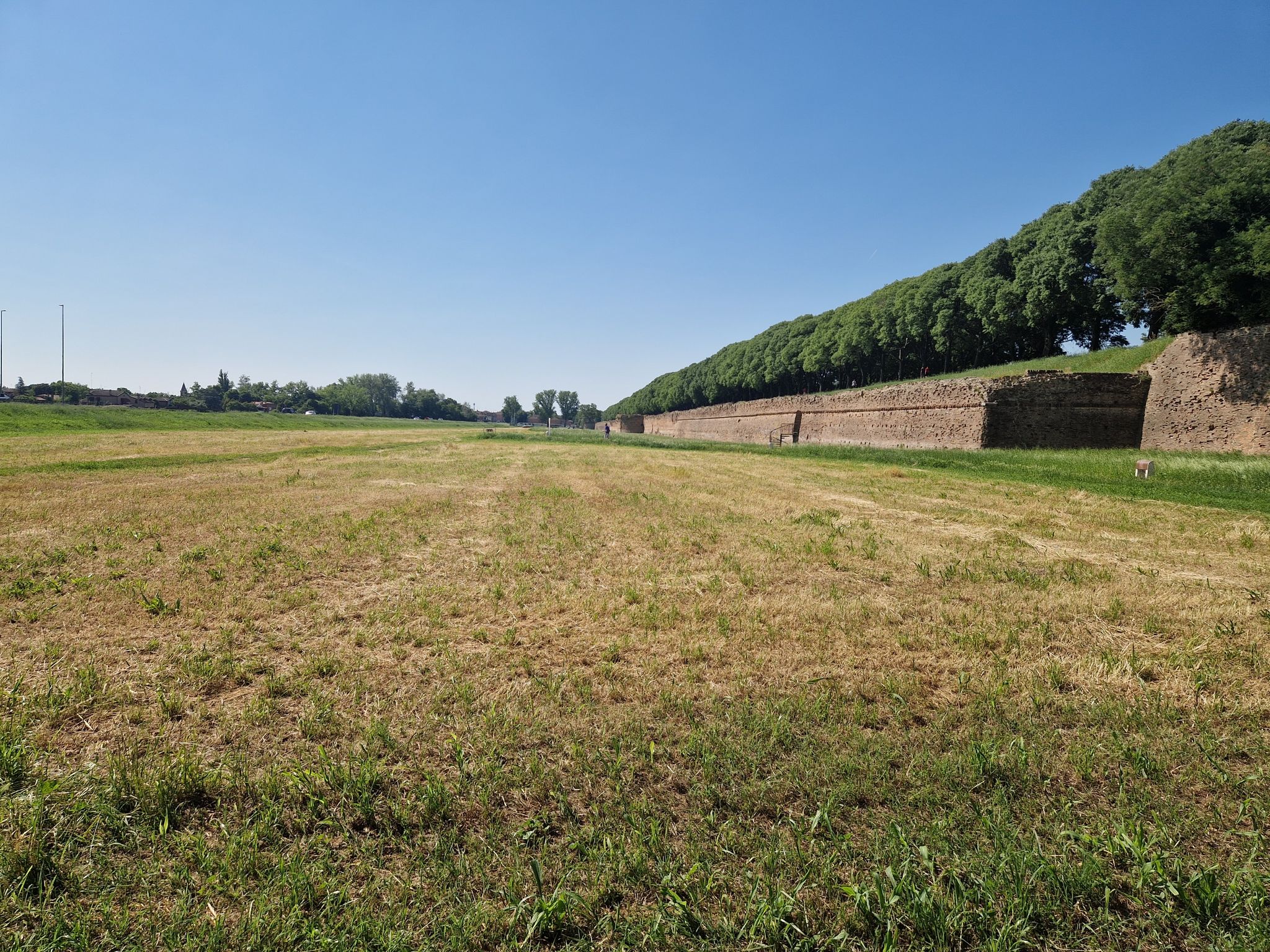 Mura di Ferrara