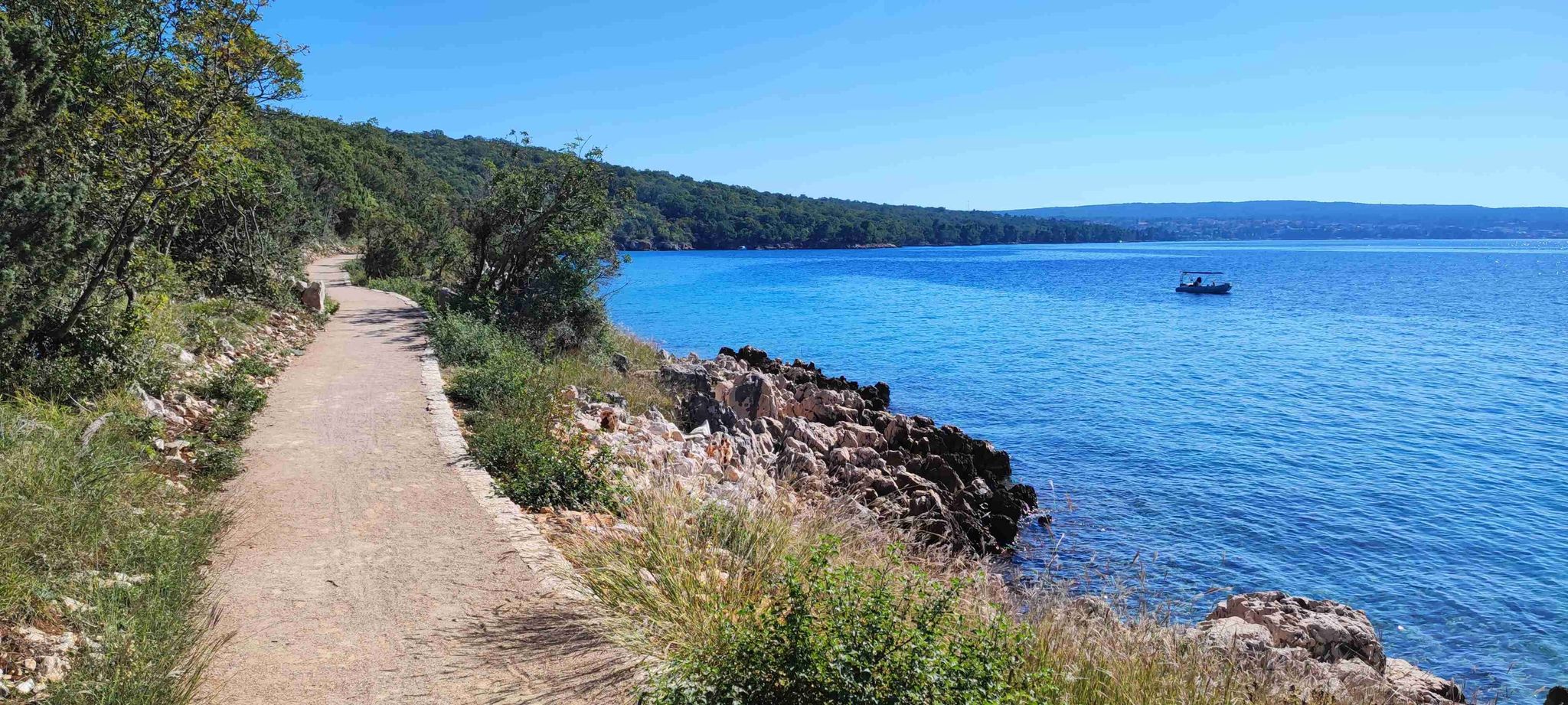 A truly heavenly road with the smell of the sea and pines