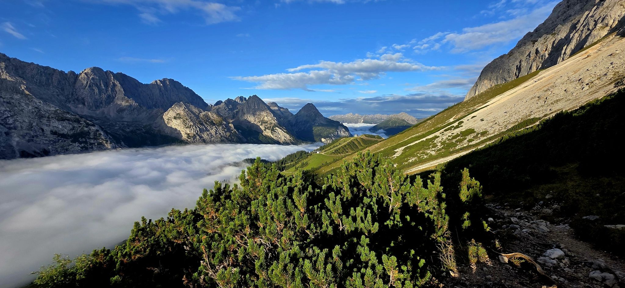 Und über den Wolken super Wetter, was für ein Tag