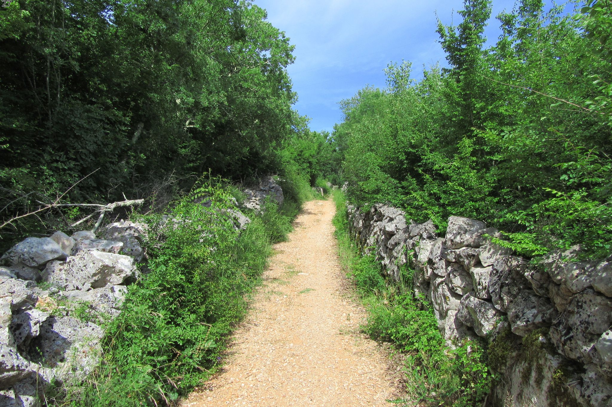 27, Barušići
