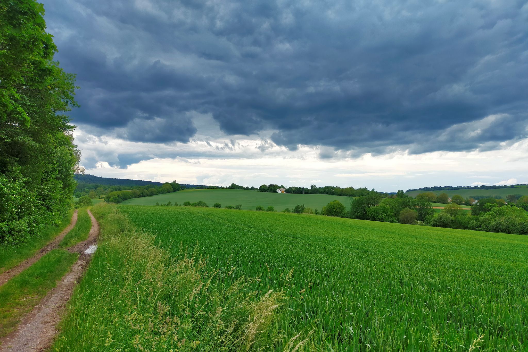 Wolkenfront im Westen