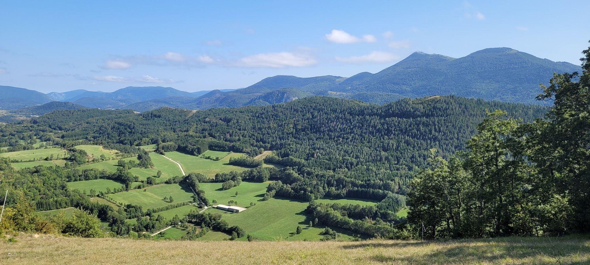 From the side of Pic des Sarrasis, looking at Pic du Midi to the right