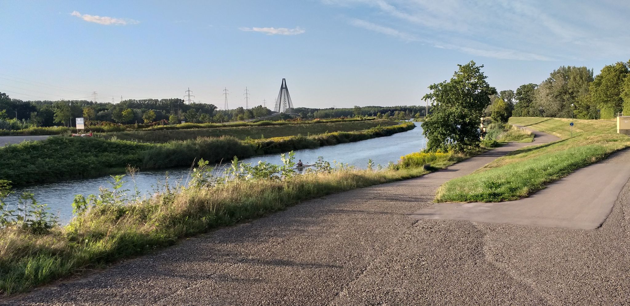 Die Rosenbrücke über die Donau bei Tulln