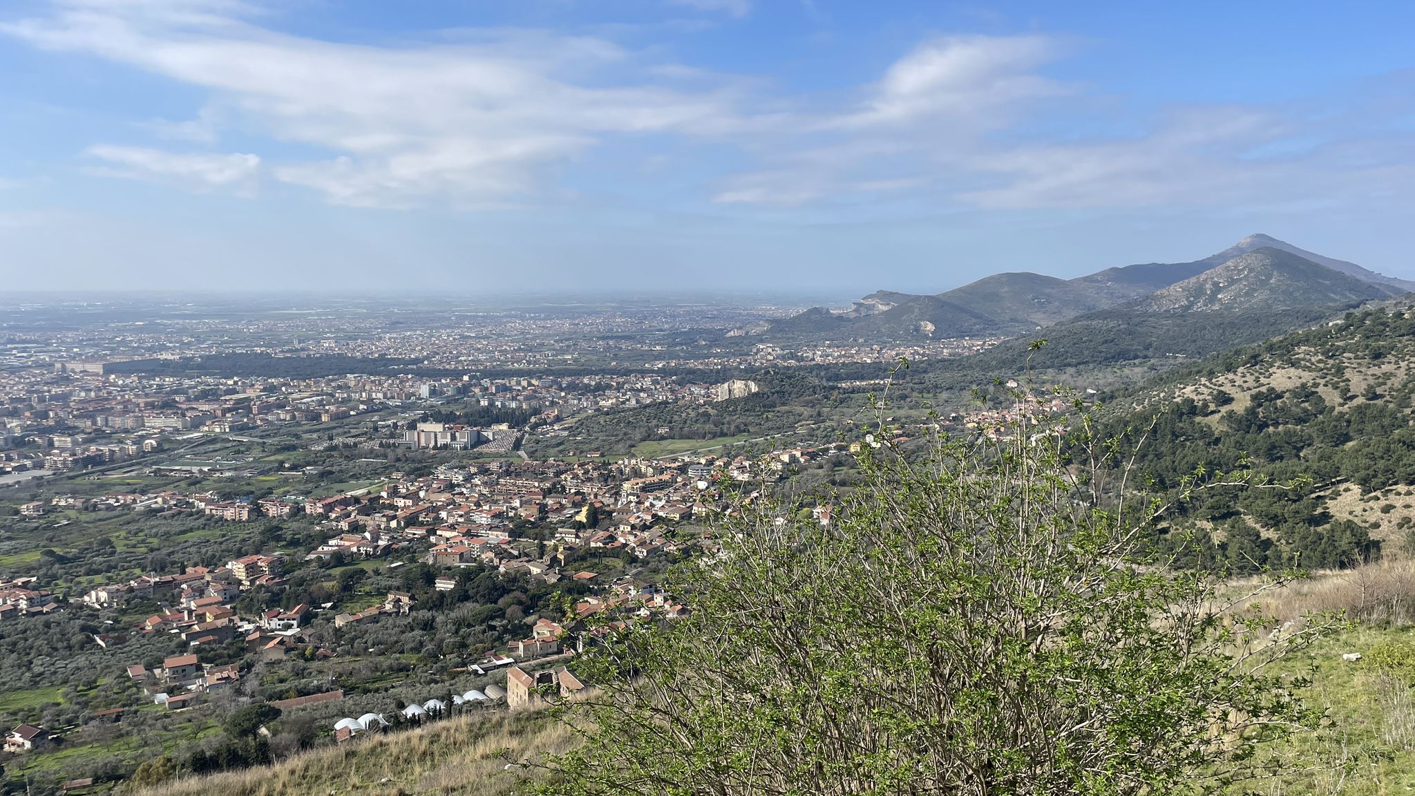 Blick zurück auf die gewaltigen Dimensionen von Reggia Caserta