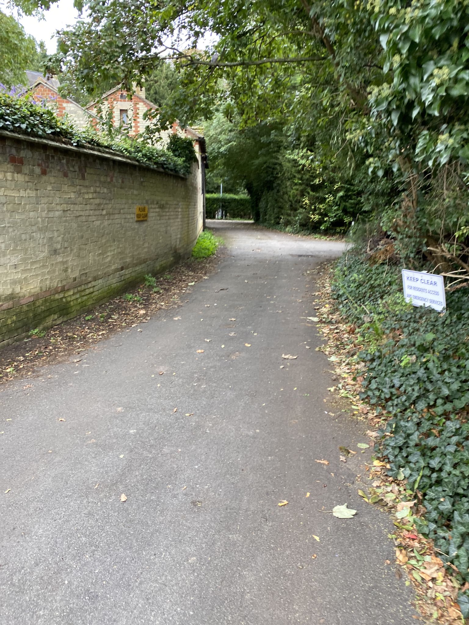 Go straight on past the church and turn left through the graveyard 
