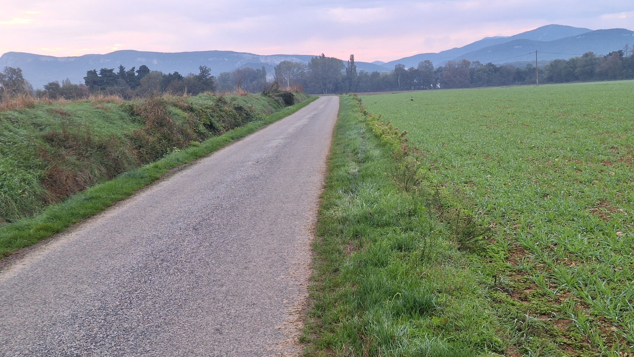 Traversée de la plaine du Roubion.