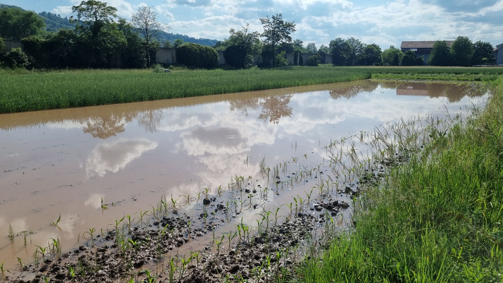 ..bei Geradstetten..😲🌧️