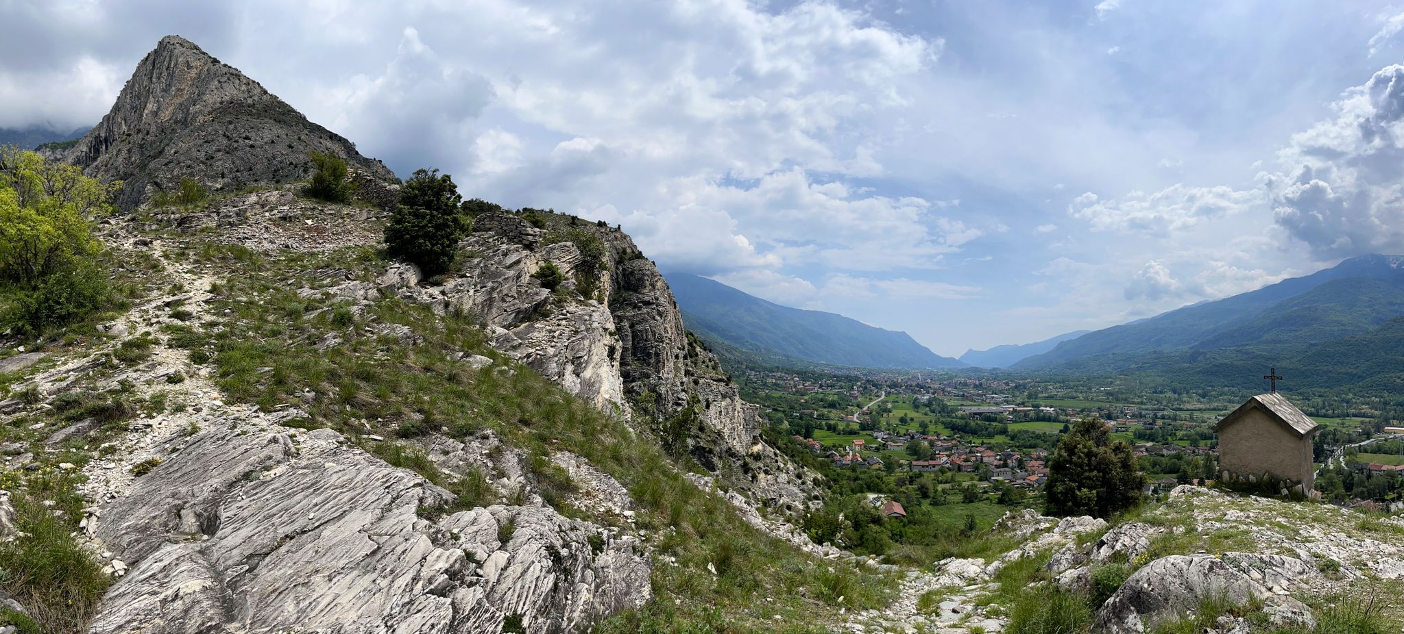 Ultimo tuffo nell'Orrido per arrivare a Foresto passando per la falesia Oasi Felice