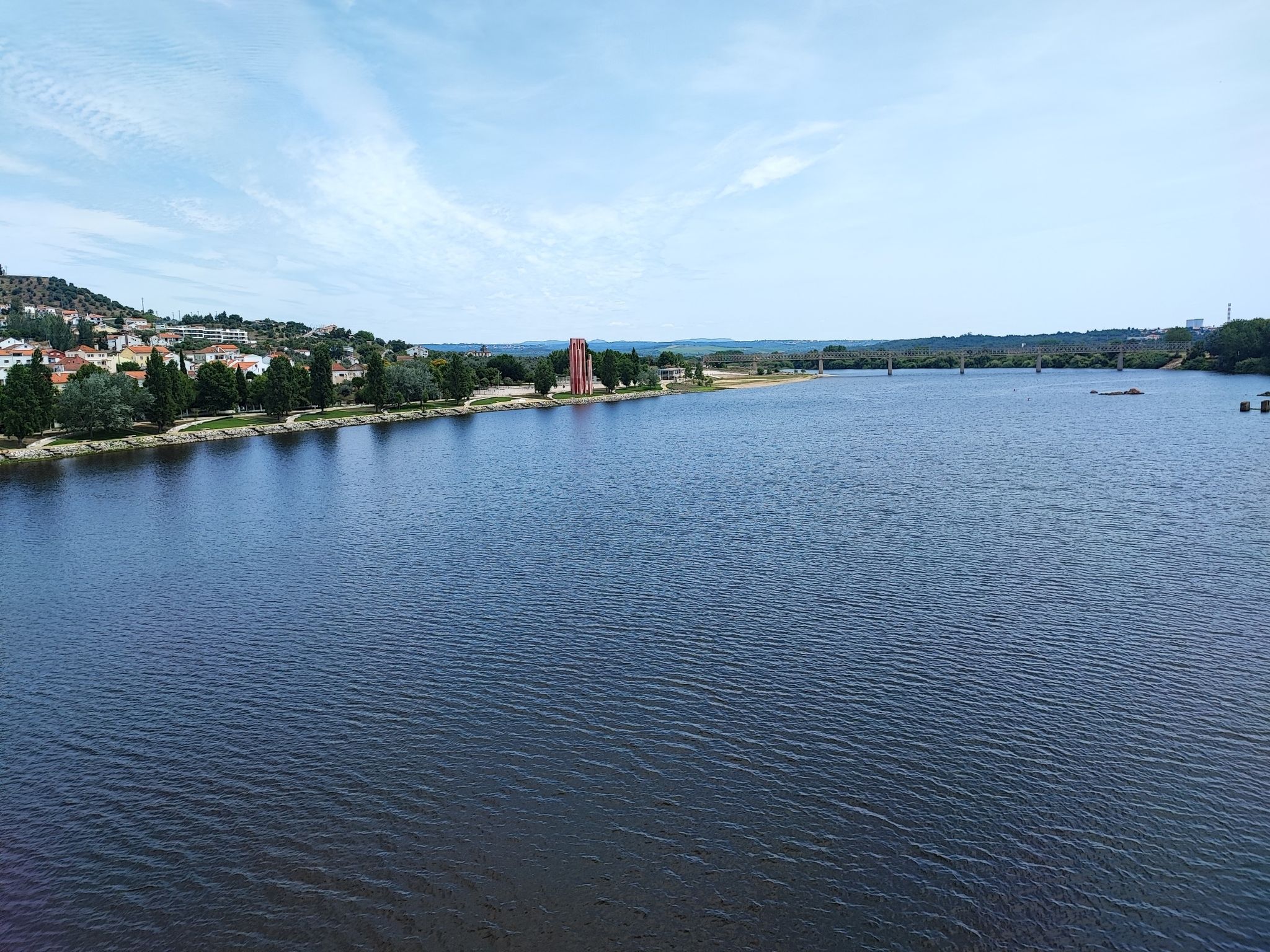 vista da ponte de Abrantes sobre o Tejo