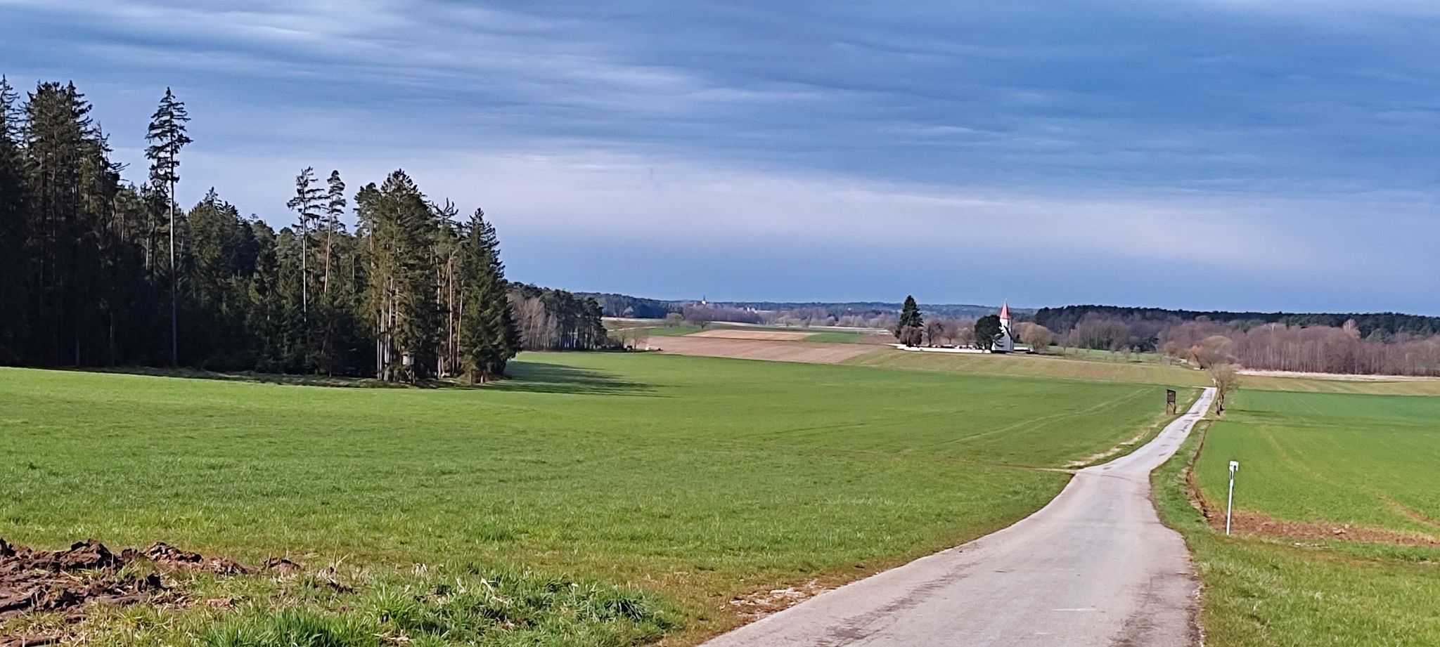 Flurbereinigunsweg zw. Tyrolsberg u. Pavelsbach