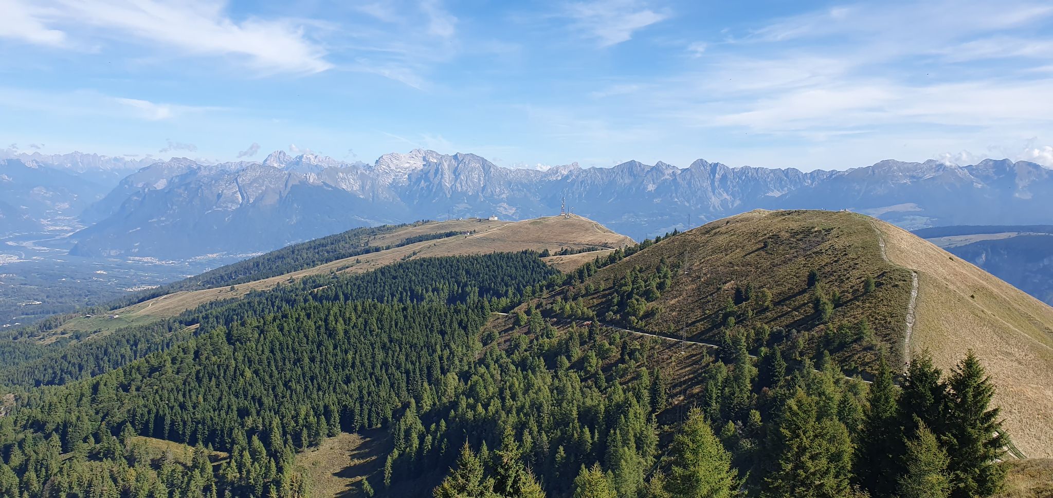 Vista sulle creste del Nevegal