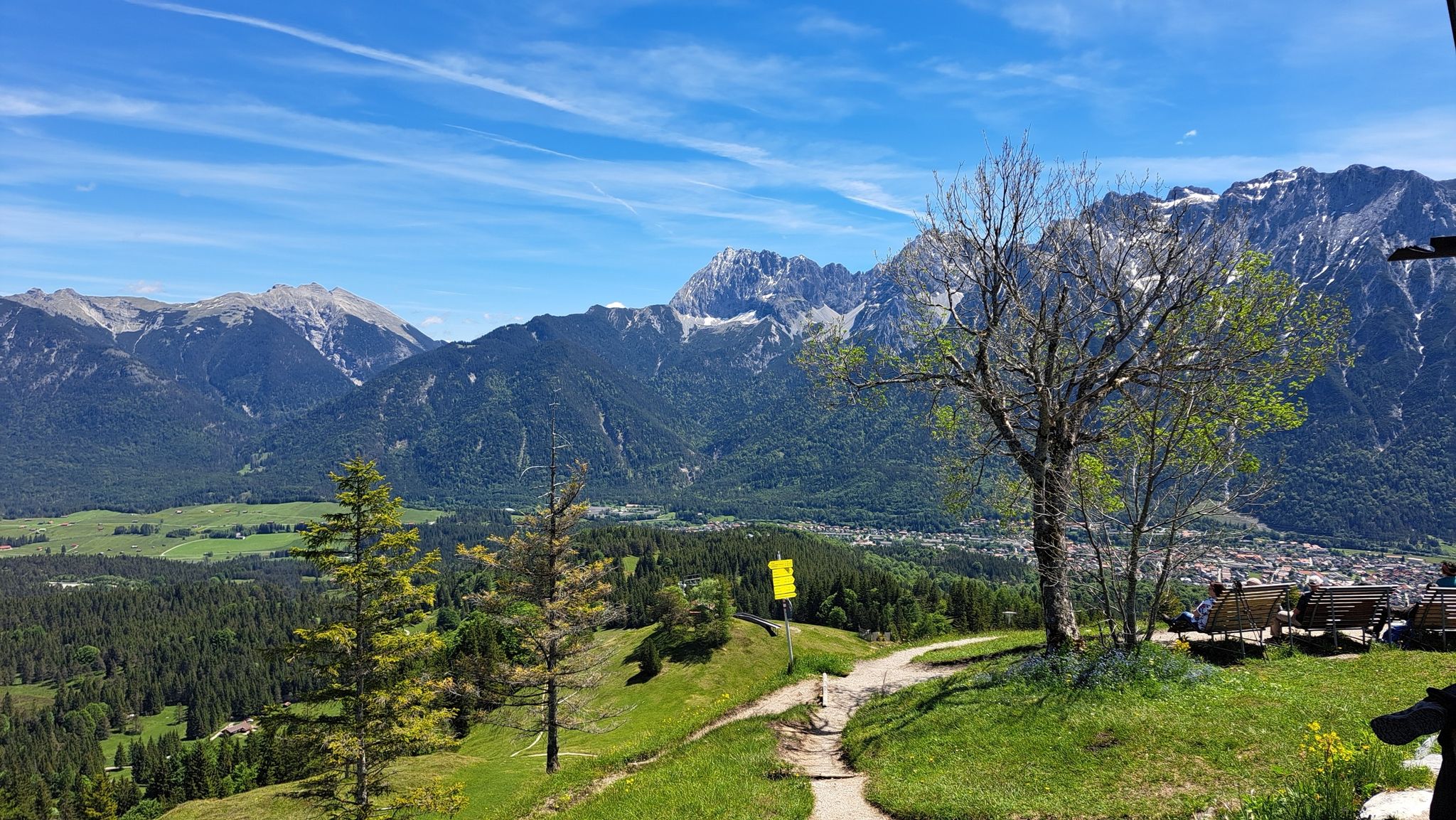 Blick auf Mittenwald vom Panoramakino