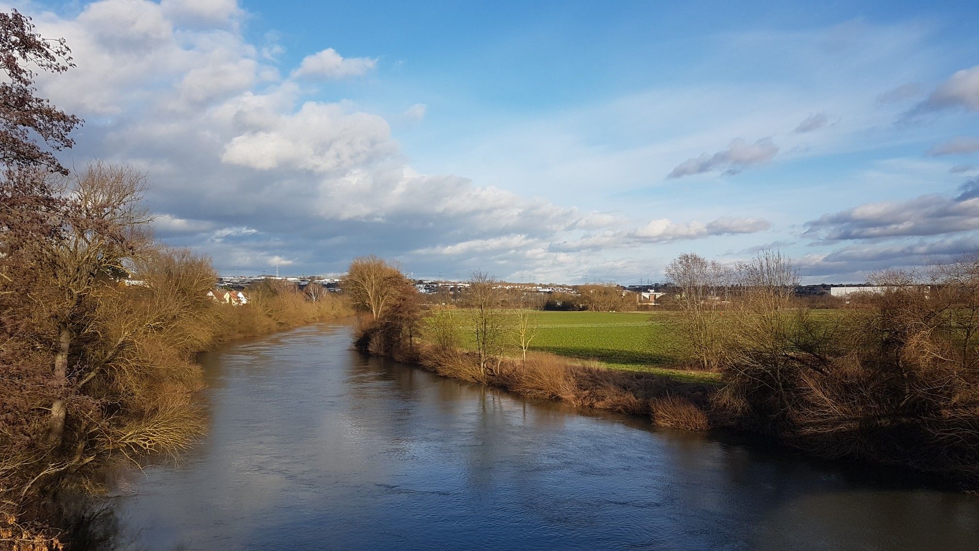 Straßenbrücke in Staffel (K 470) - flussaufwärts