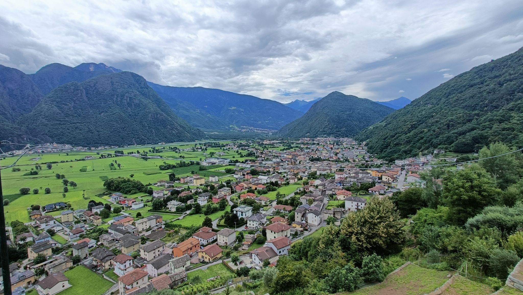Vista su Ardenno e Sasso di Dazio