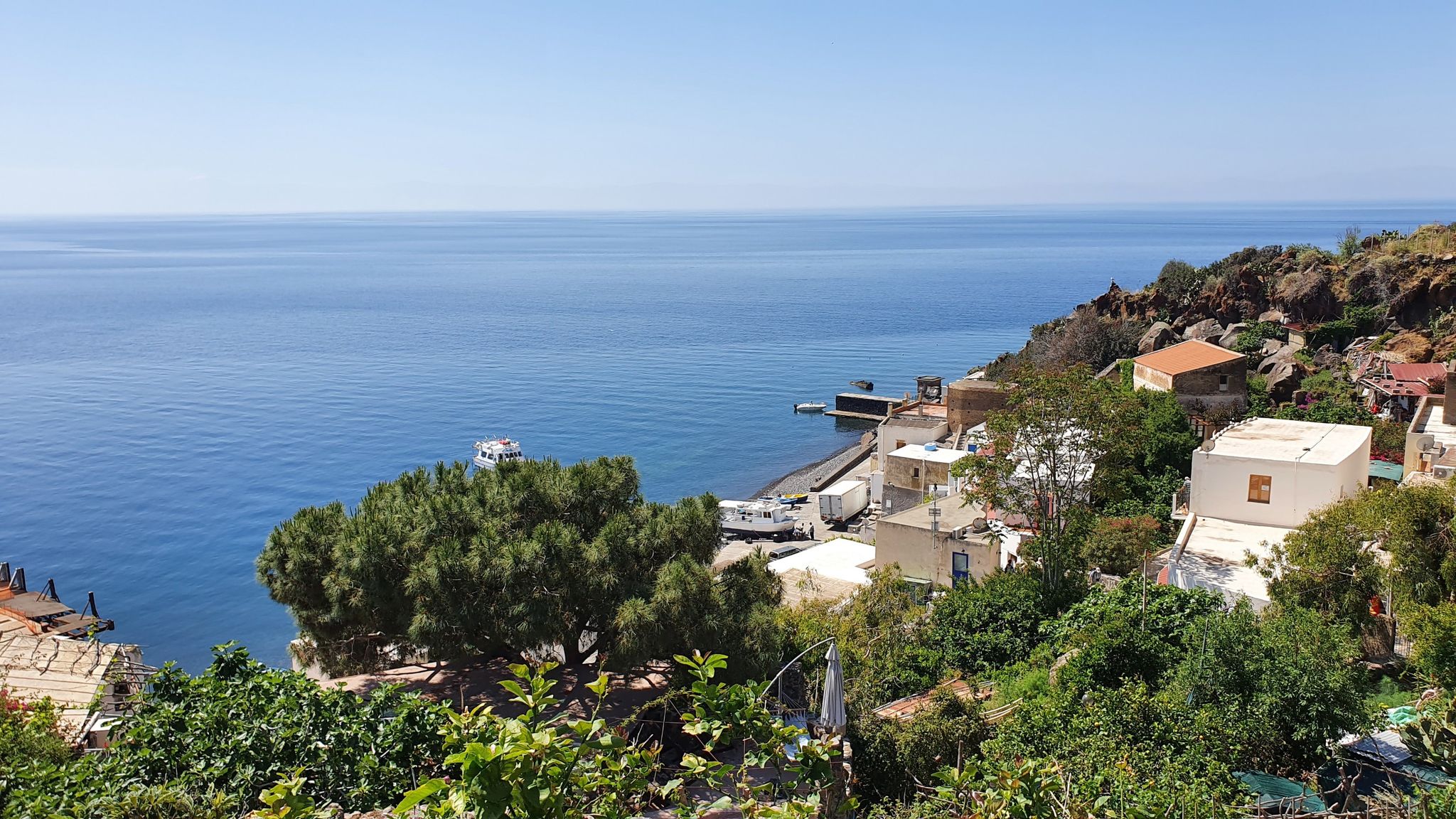 Porto Alicudi und das Meer