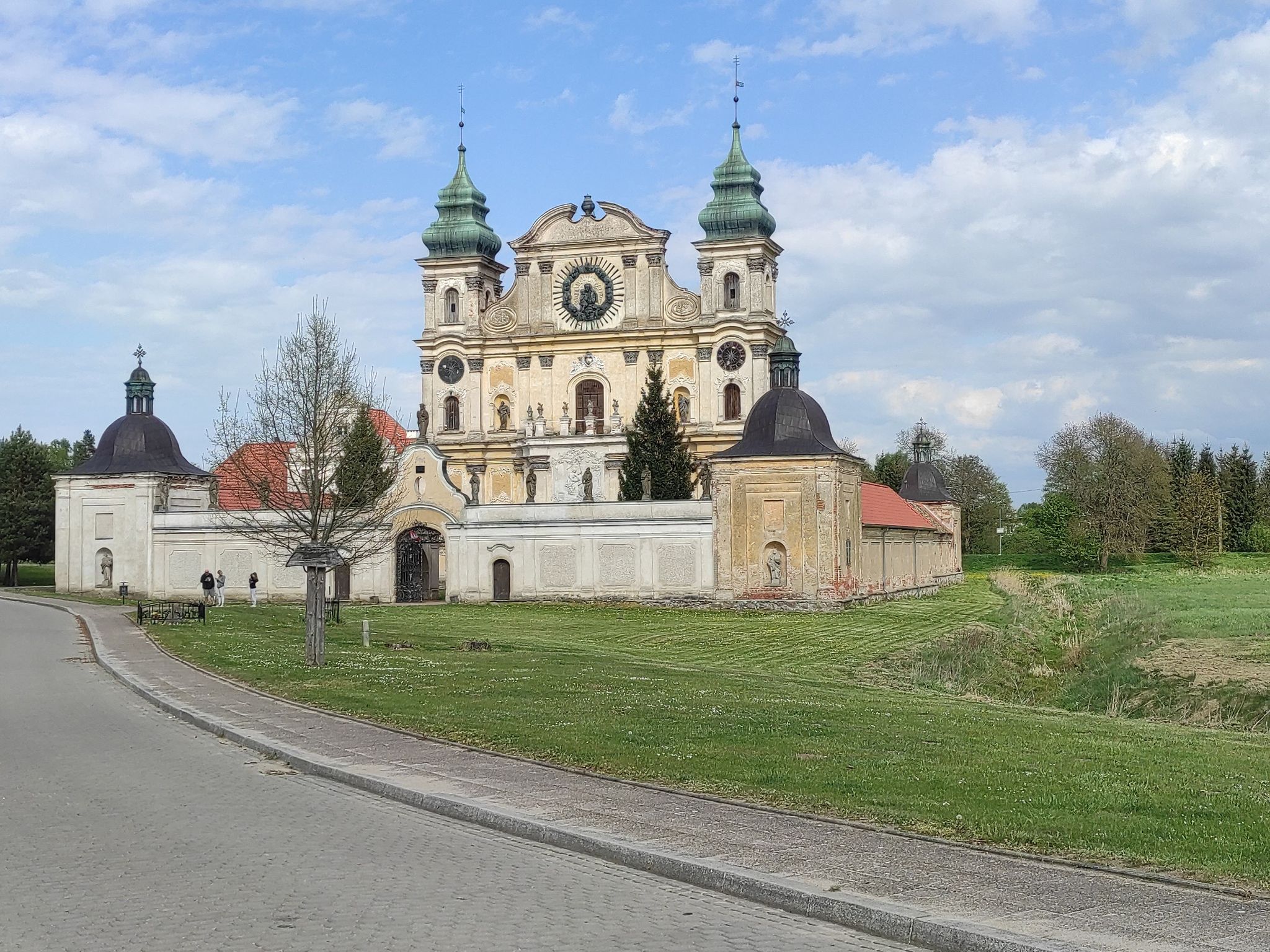Sanktuarium NMP w Krośnie