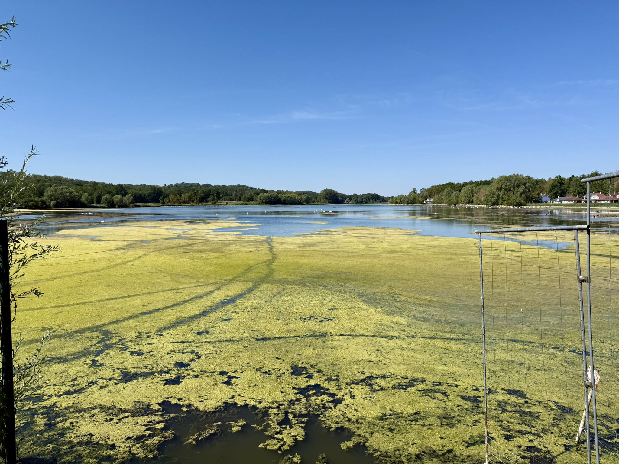 Ailette-See hinter dem Wehr